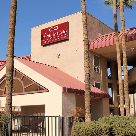 Ramada by Wyndham Tempe/At Arizona Mills Mall Bagian luar foto